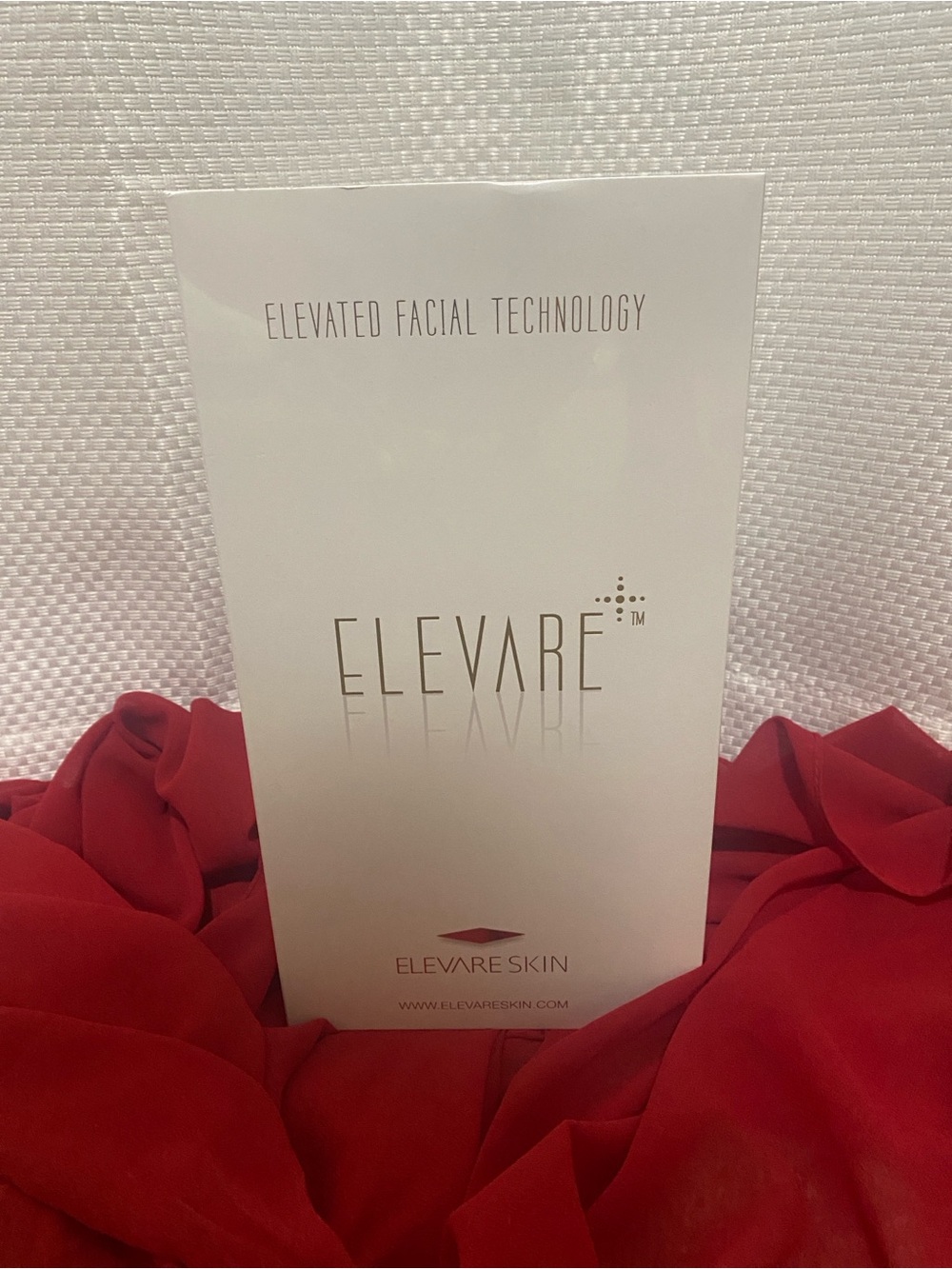 Elevare Red Light Facial Technology